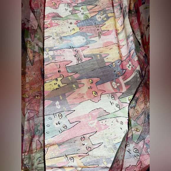 🐈‍⬛🌟Fantastic Cats Ensemble Scarf Oulined in Metallic Gold | 29”W x 70”L - Picture 16 of 17